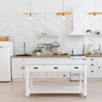 Kitchen & Dining